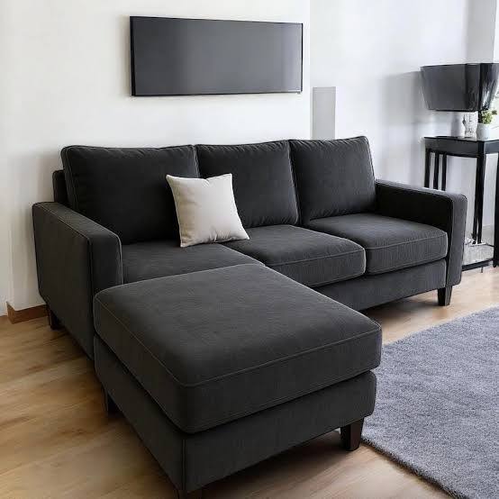 Módulo 01 Alfa y Omega, sillón negro con chaise longue y banqueta